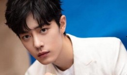 顶流蔡徐坤圈内爆料,揭秘顶流背后的故事