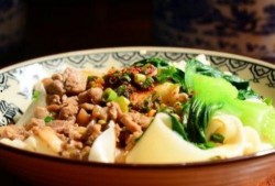 娱乐吃瓜大碗宽面