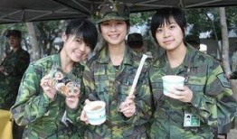 爆料台湾女兵视频大全,视频大全曝光惊人瞬间