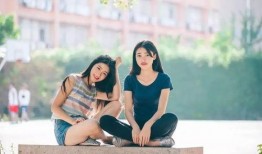 秋天妈妈闺蜜最新爆料文案,揭秘闺蜜圈的最新潮流动态！